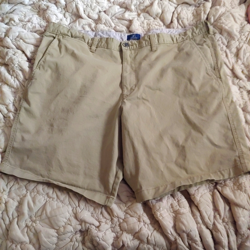 Men's Sz 44 Khaki Shorts